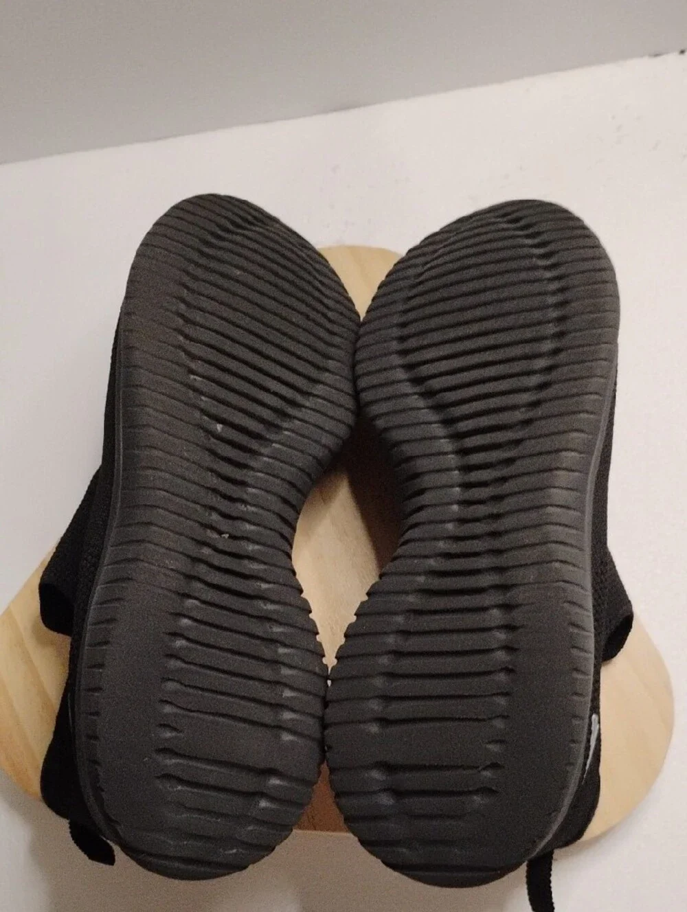 Skechers Men's Black Slip-On Knit Sneakers